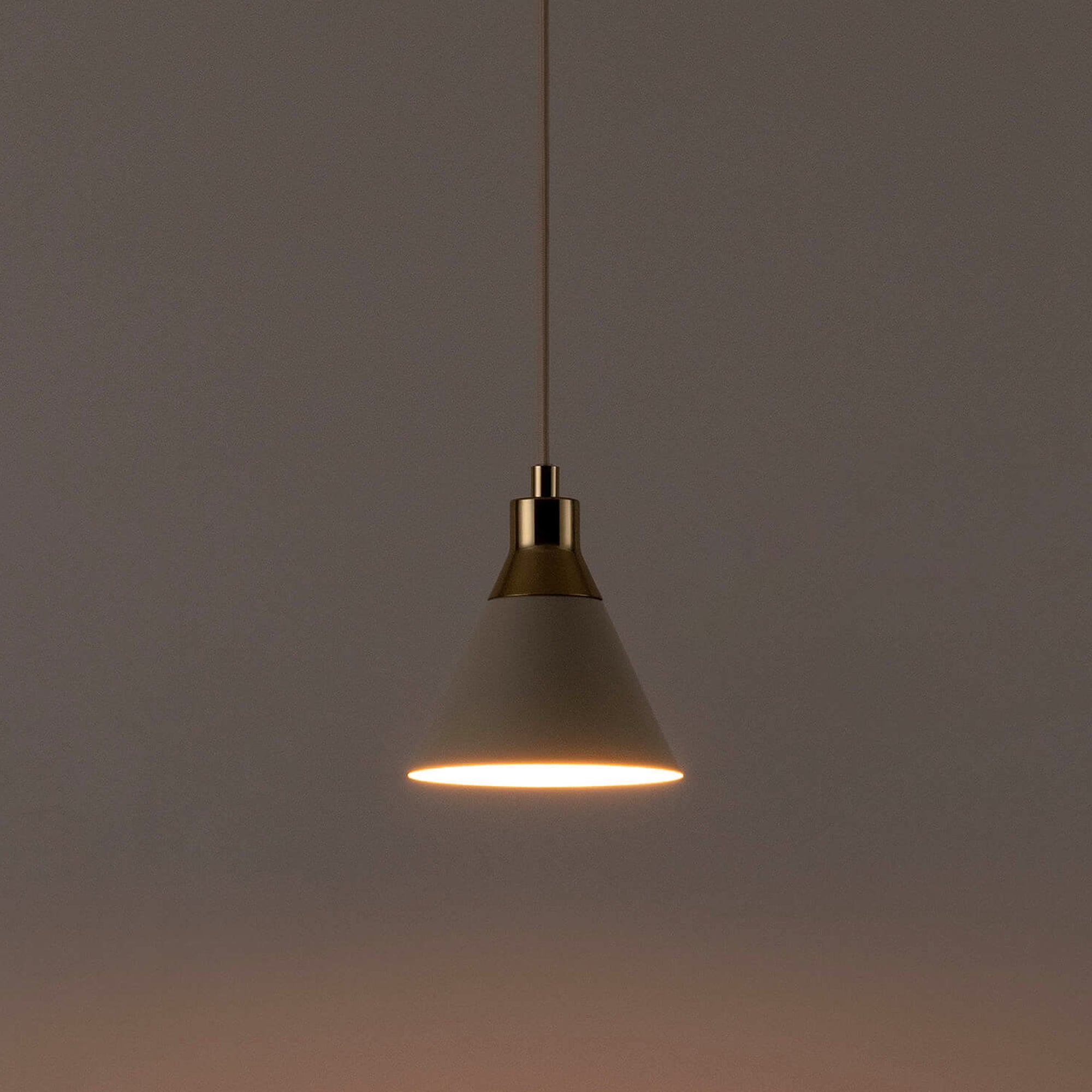 hover-image