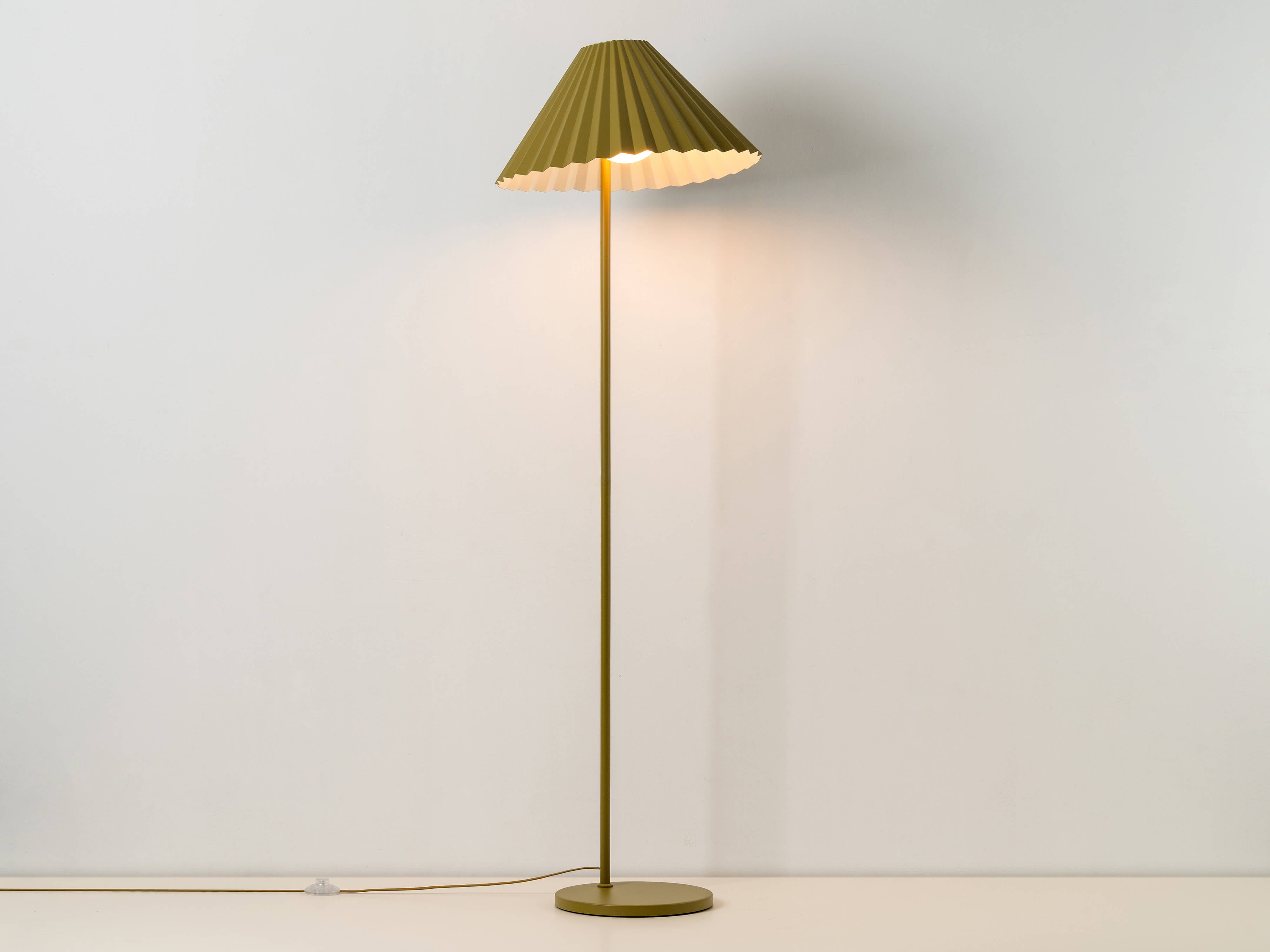 The Pleat Floor Lamp The Pleat Floor Lamp Houseof the-pleat-floor-lamp-the-pleat-floor-lamp-houseof