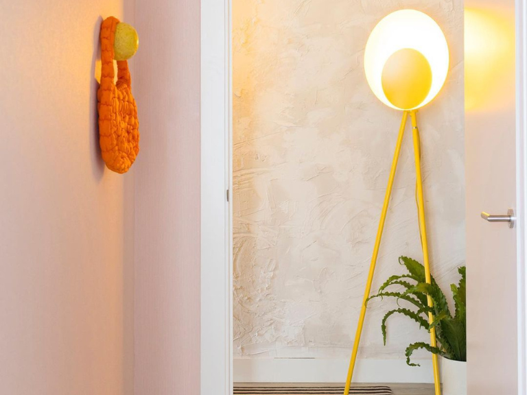 Yolk yellow diffuser floor lamp | Ambient mood light | houseof.com
